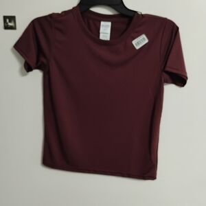Gildan Kids's Short Sleeve Crewneck Top in Burgundy